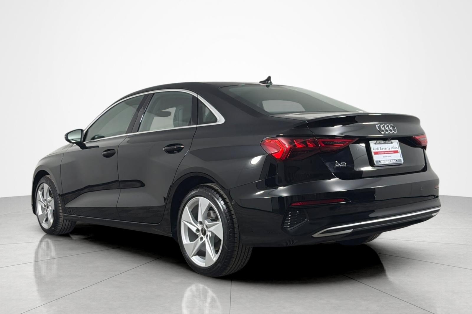 Used 2023 Audi A3 2.0T Premium w/ Convenience Package FWD image 3