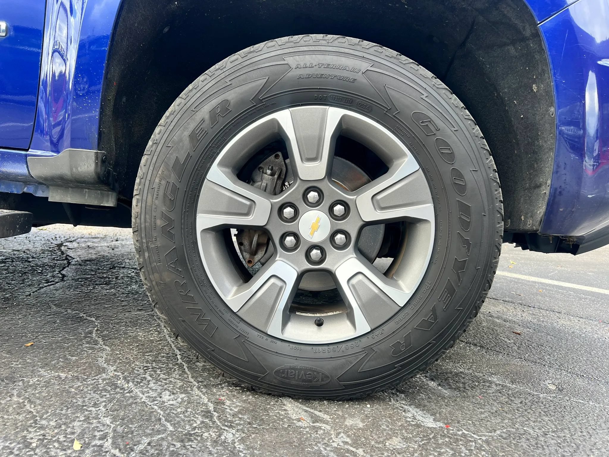 Used 2016 Chevrolet Colorado Z71 AWD/4WD image 9