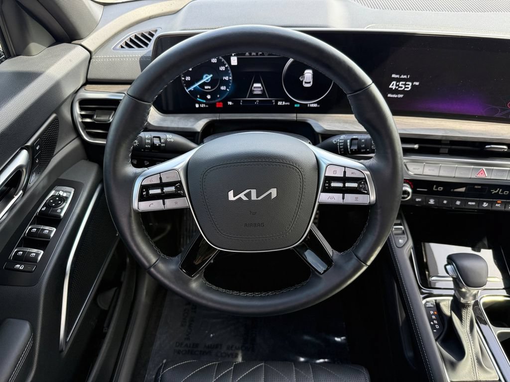 Used 2025 Kia Telluride SX X-Line AWD/4WD image 14