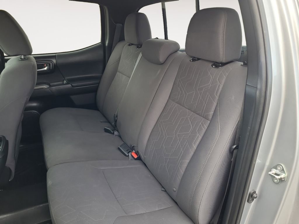 Used 2019 Toyota Tacoma TRD Sport AWD/4WD image 13