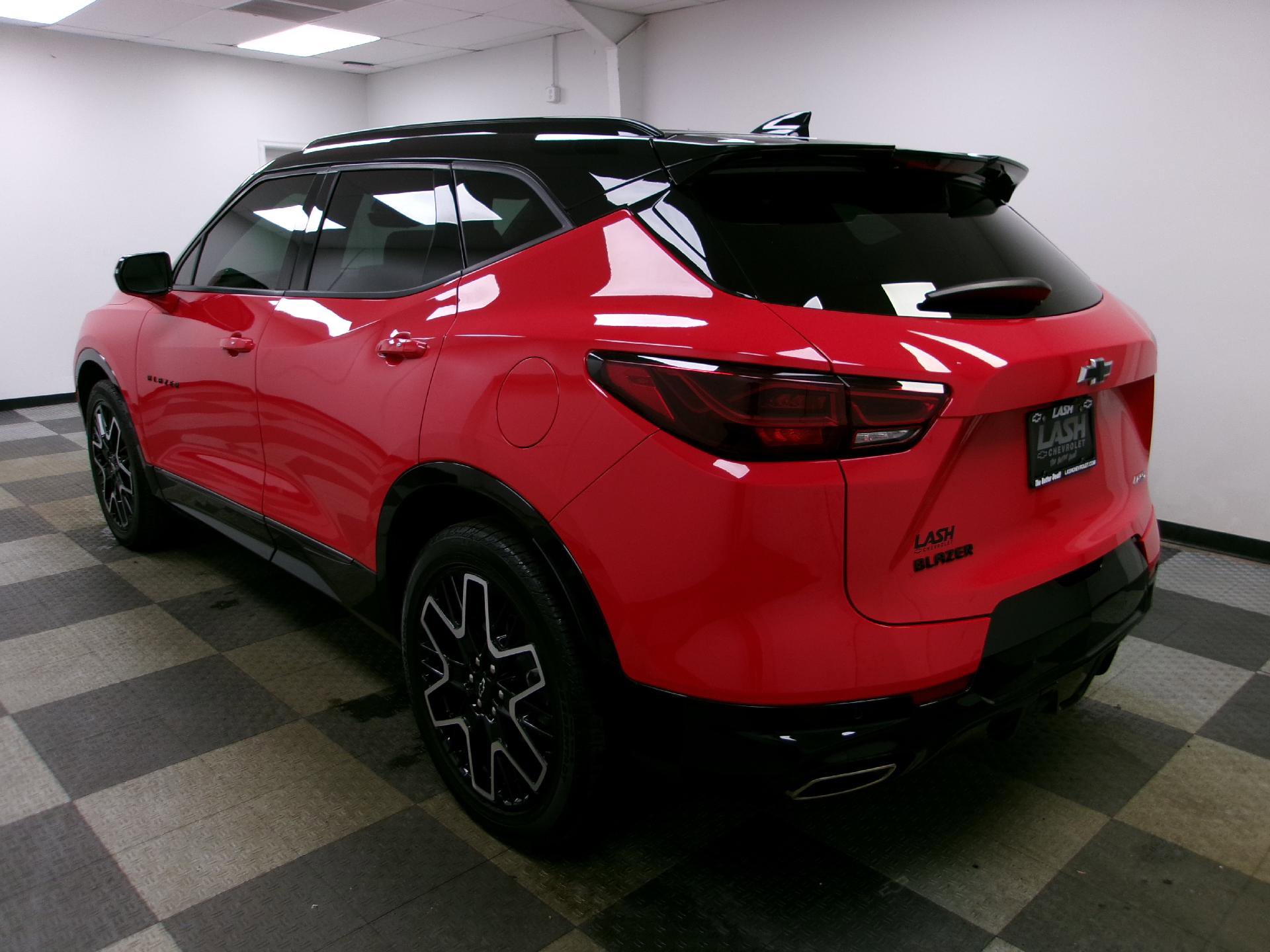 Certified 2023 Chevrolet Blazer RS w/ Driver Confidence II Package FWD image 2