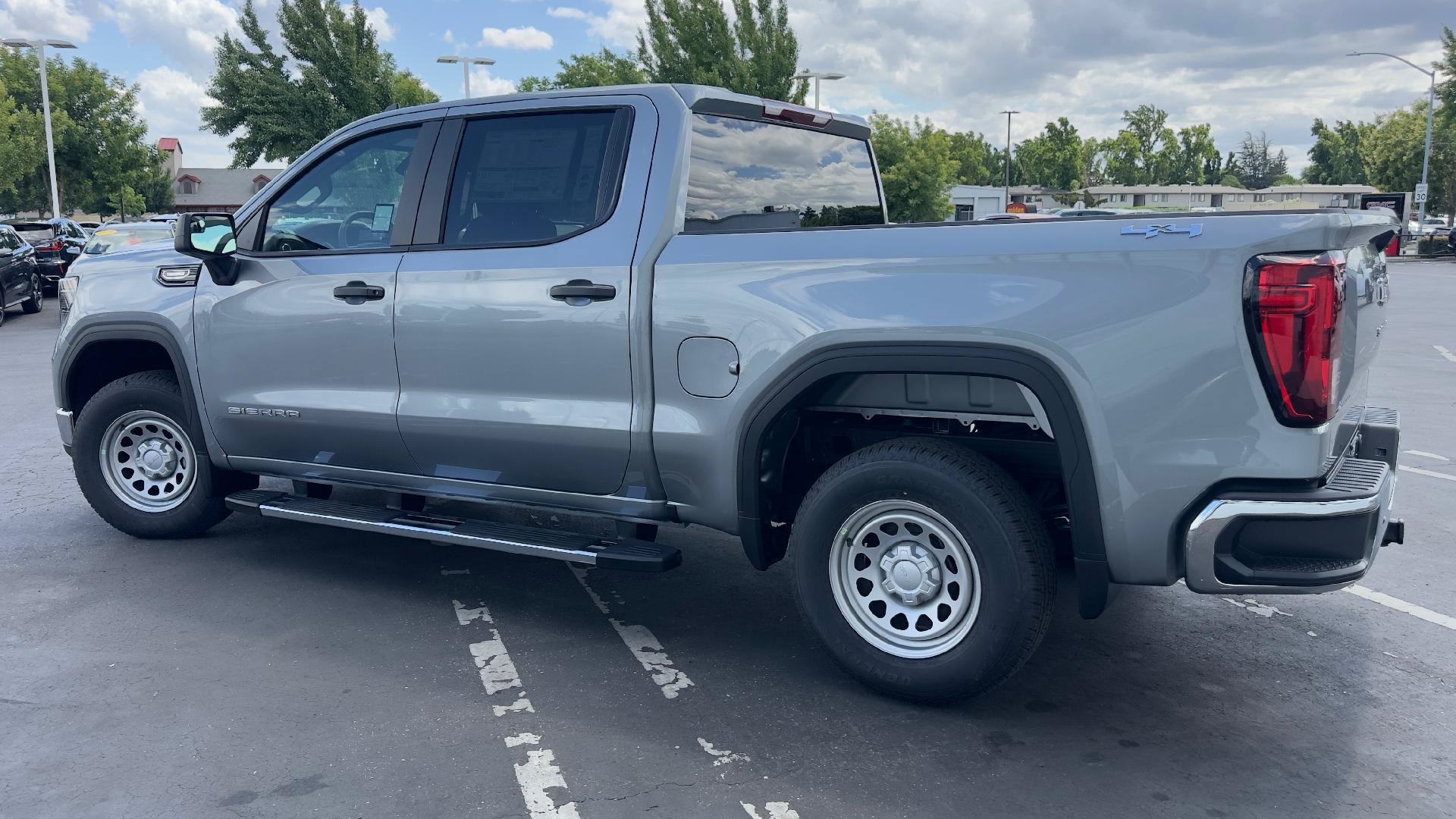 New 2026 GMC Sierra 1500 Pro AWD/4WD image 6