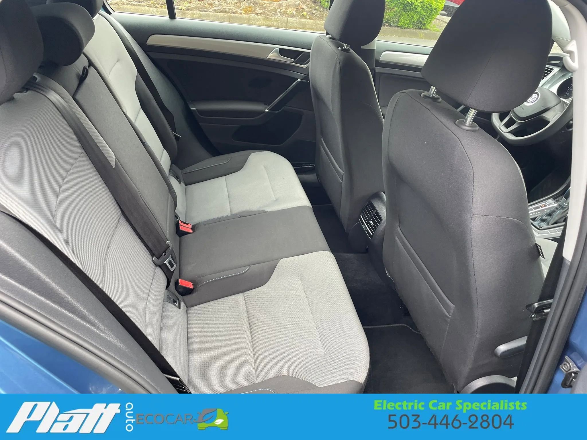 Used 2016 Volkswagen e-Golf SE w/ DC Fast Charging Package FWD image 45