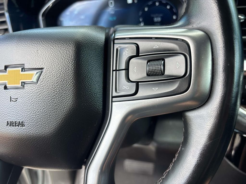 Used 2023 Chevrolet Silverado 1500 LT AWD/4WD image 20