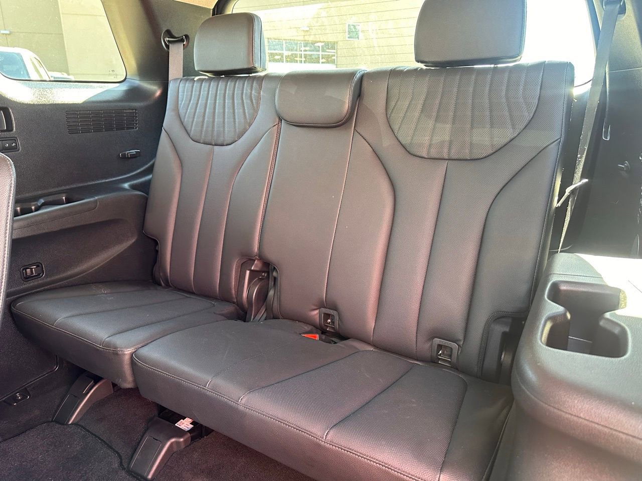 Used 2023 Hyundai Palisade Limited image 16