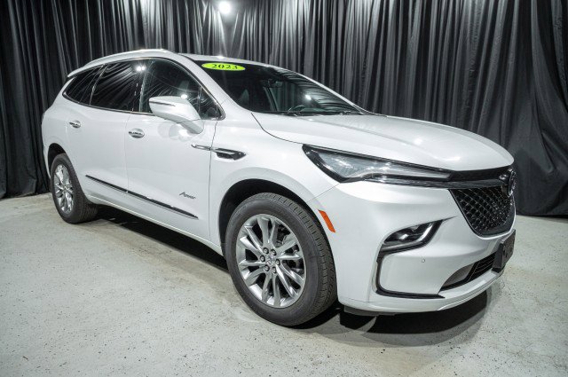 Used 2023 Buick Enclave Avenir w/ Avenir Technology Package image 3
