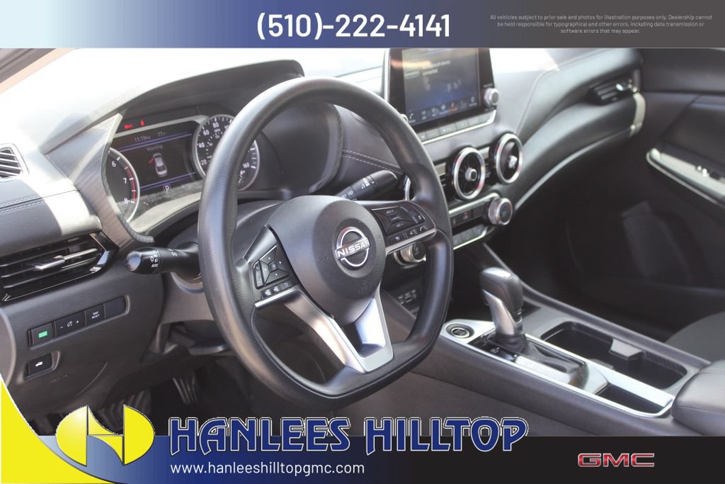 Used 2024 Nissan Sentra SV FWD image 11