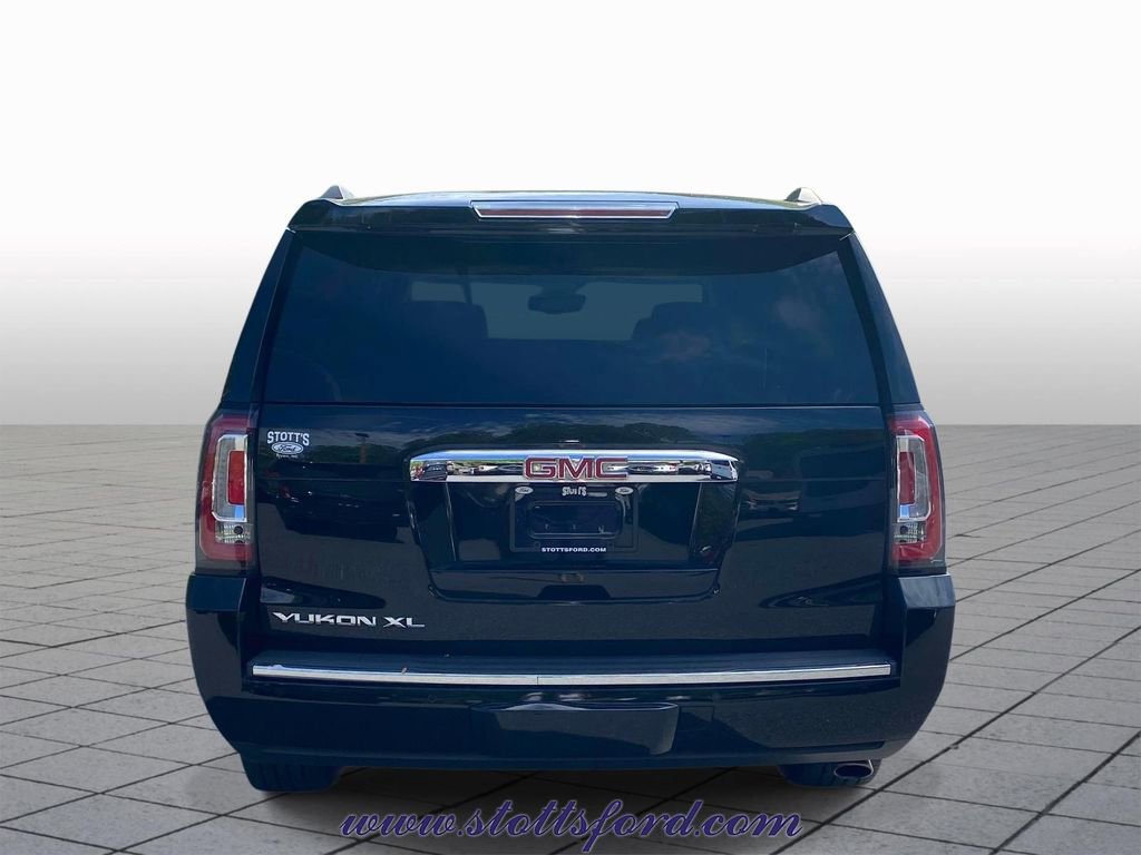 Used 2017 GMC Yukon XL Denali w/ Open Road Package AWD/4WD image 5