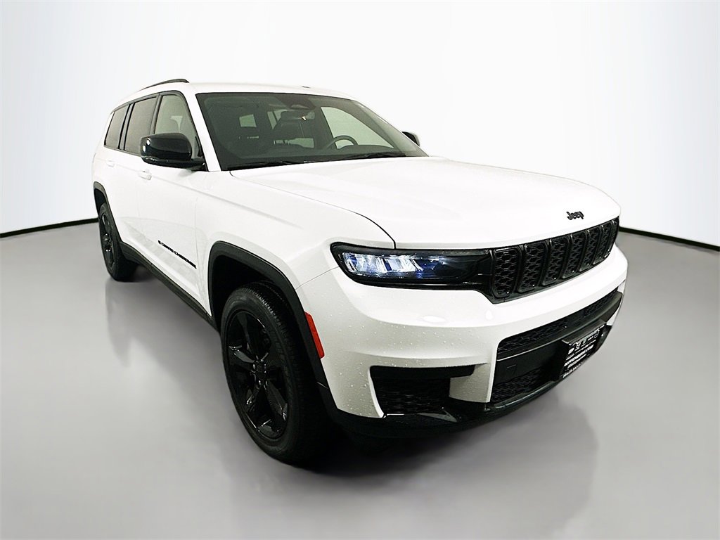 Used 2023 Jeep Grand Cherokee L Laredo