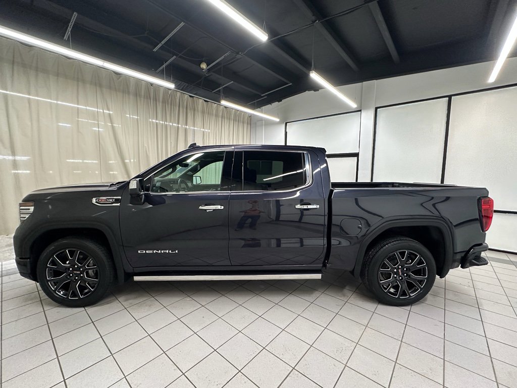 Used 2024 GMC Sierra 1500 Denali w/ Denali Reserve Package image 9