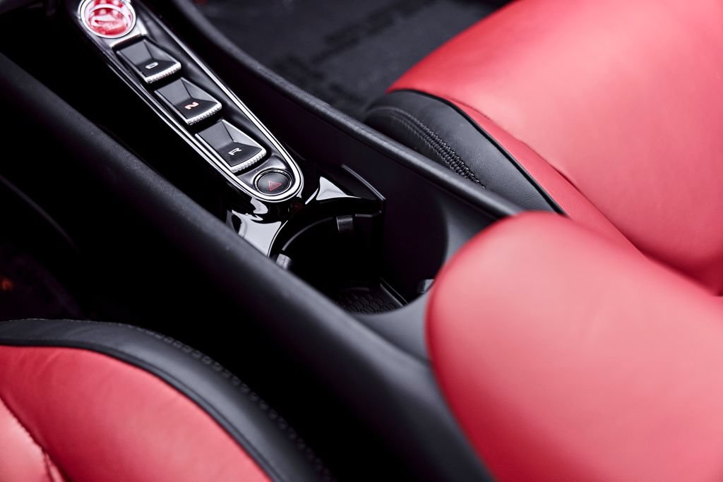 Used 2024 McLaren Artura RWD image 76
