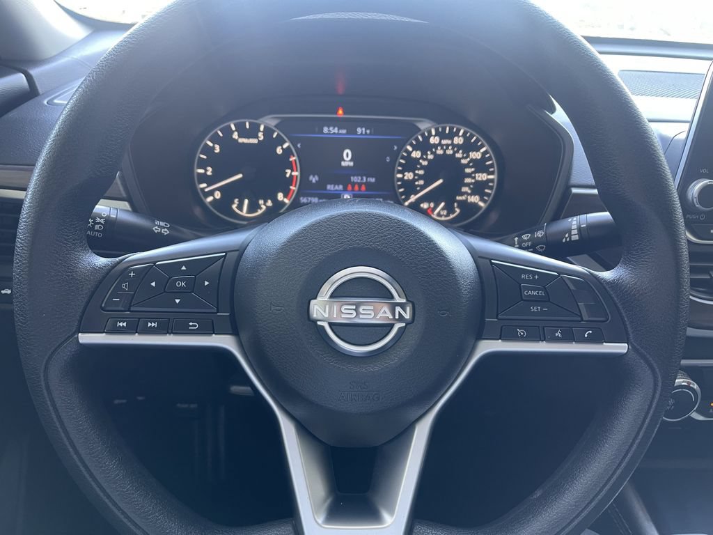 Used 2023 Nissan Altima 2.5 SV FWD image 32