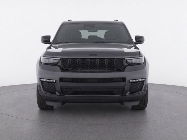 Used 2024 Jeep Grand Cherokee L Summit w/ Advanced Protech Group IV AWD/4WD image 5
