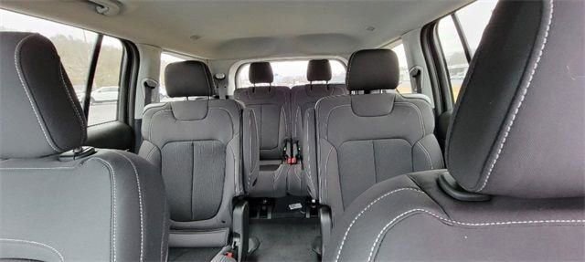 Used 2022 Jeep Grand Cherokee L Laredo w/ Luxury Tech Group I RWD image 13