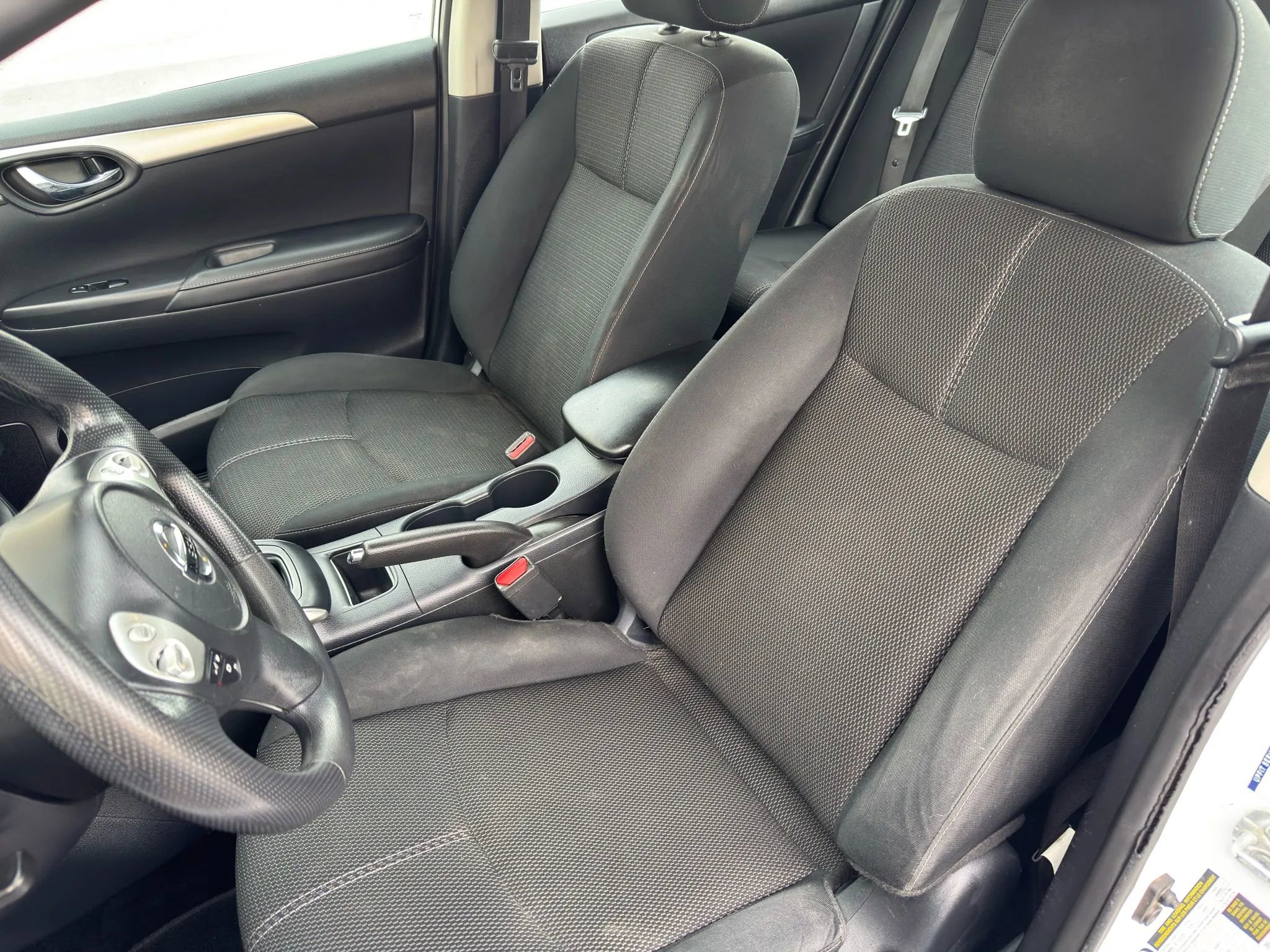 Used 2018 Nissan Sentra S image 5