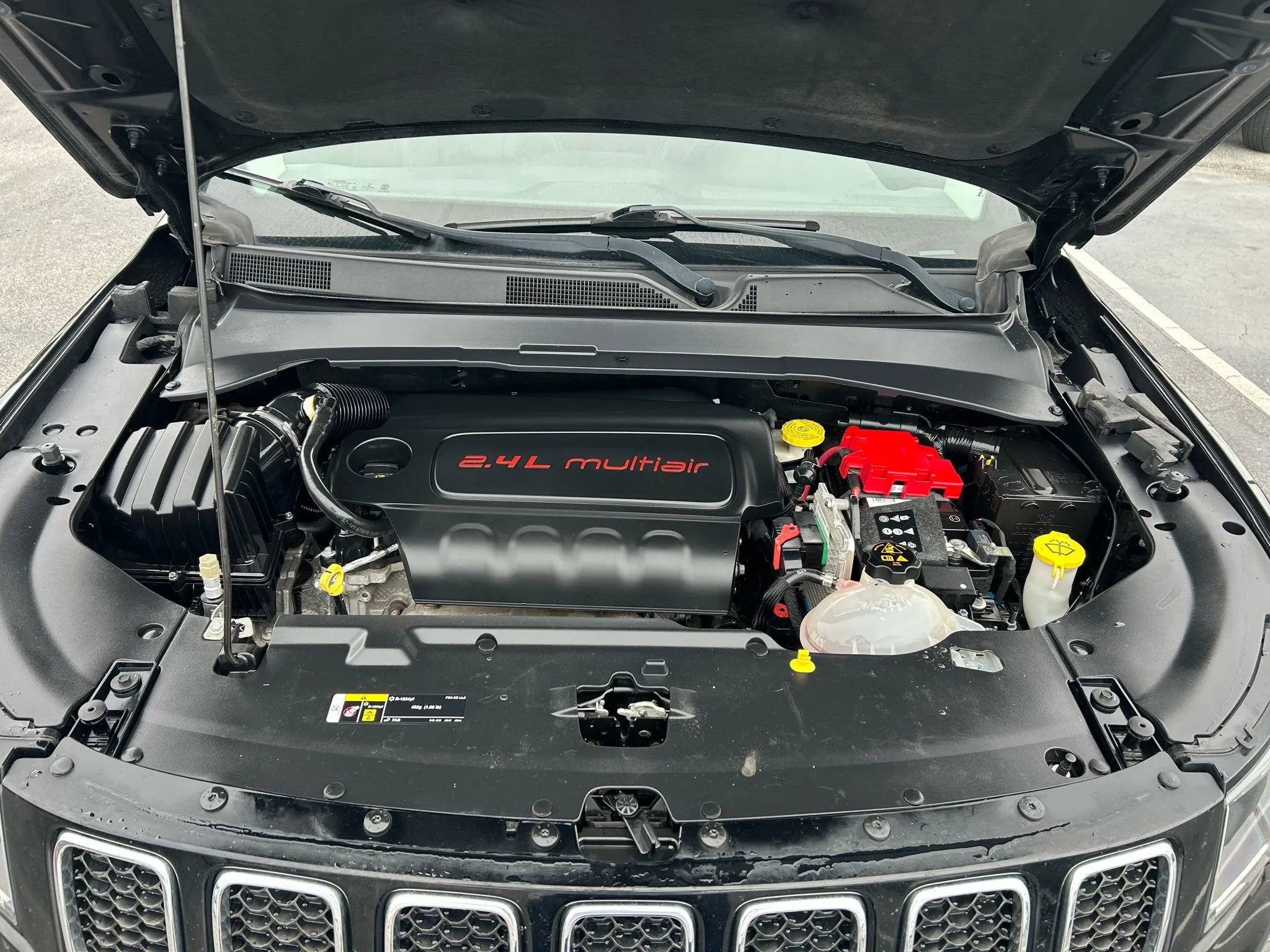 Used 2019 Jeep Compass Latitude w/ Cold Weather Group image 7