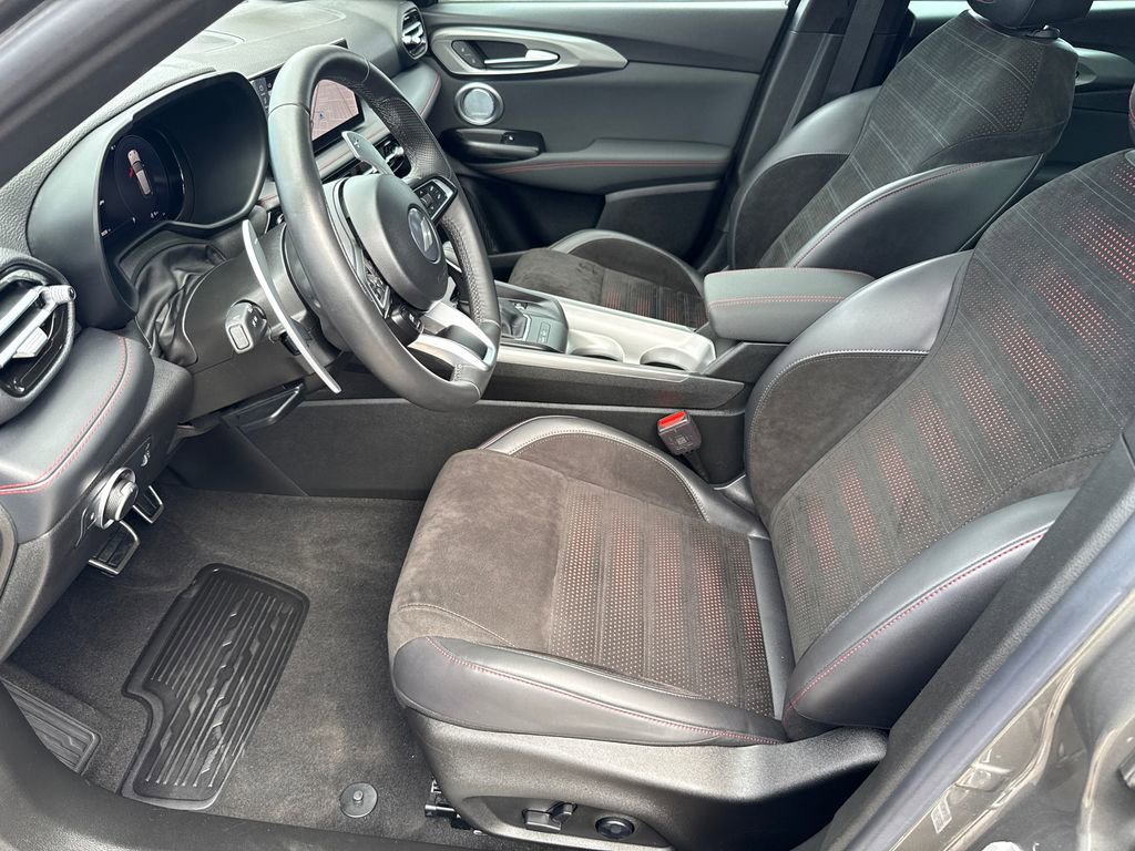 Certified 2024 Dodge Hornet R/T Plus image 26