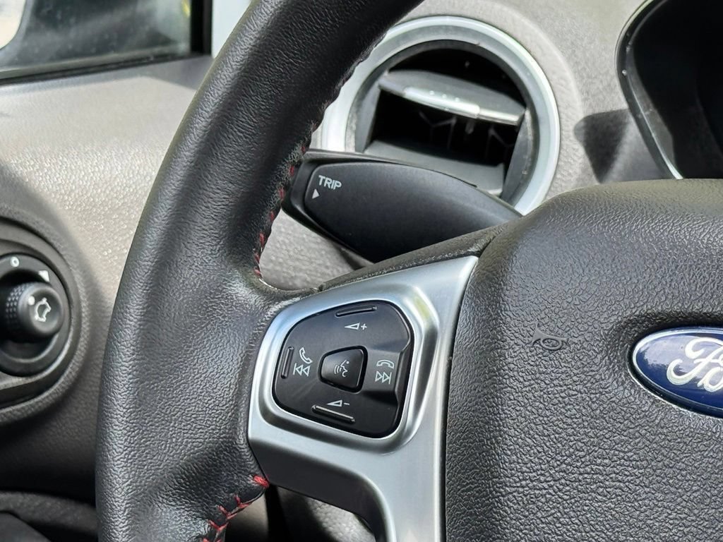 Used 2019 Ford Fiesta ST-Line w/ ST Line Cold Weather Package FWD image 18