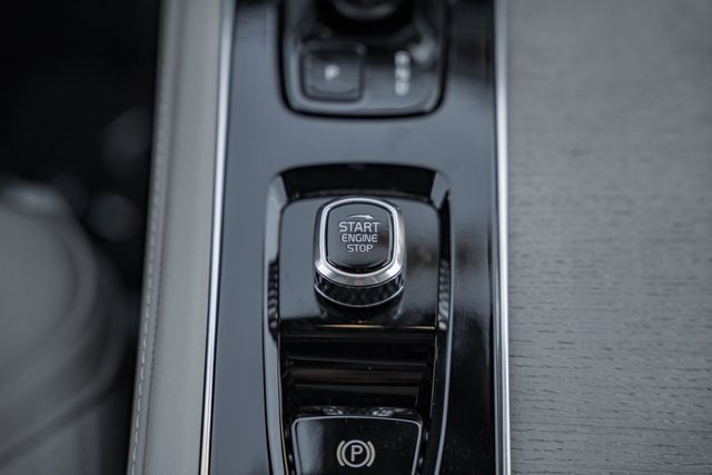 New 2026 Volvo XC90 B5 Plus image 23