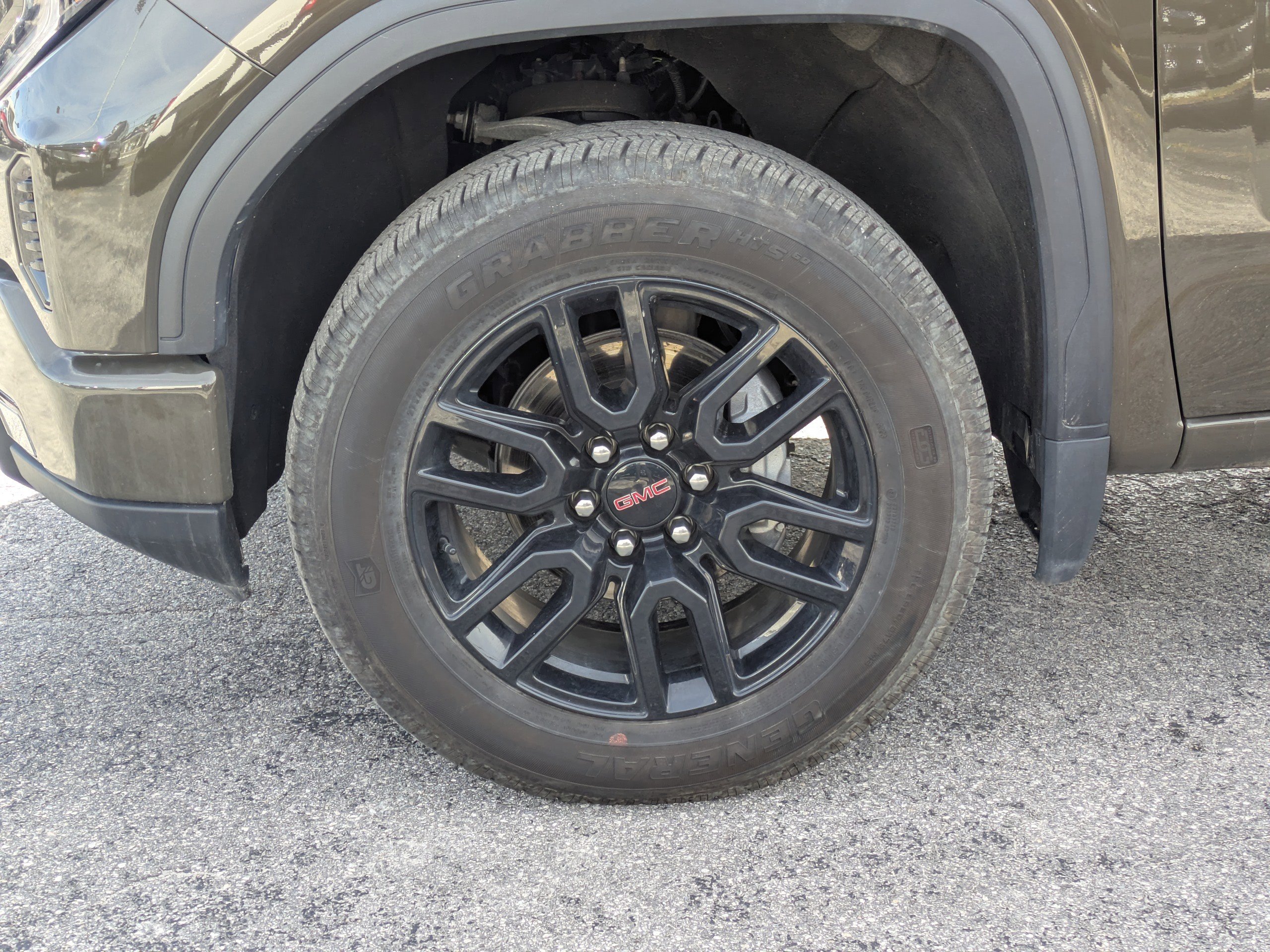 Used 2024 GMC Sierra 1500 Elevation image 12