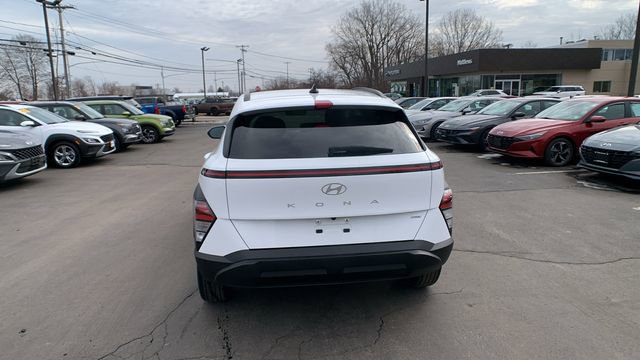 Certified 2024 Hyundai Kona SEL image 4