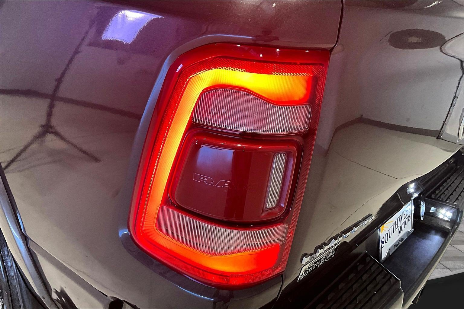 Used 2022 RAM 1500 Limited w/ Body Color Bumper Group AWD/4WD image 25