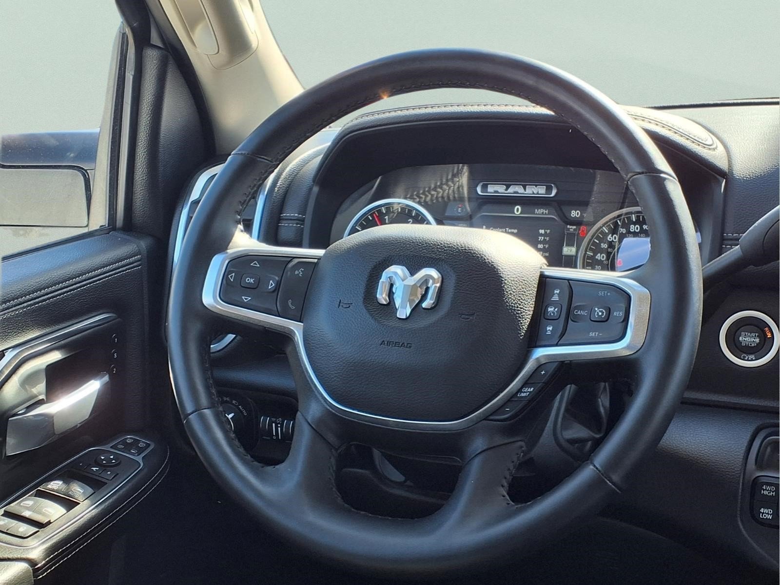 Used 2024 RAM 2500 Laramie w/ Safety Group AWD/4WD image 11