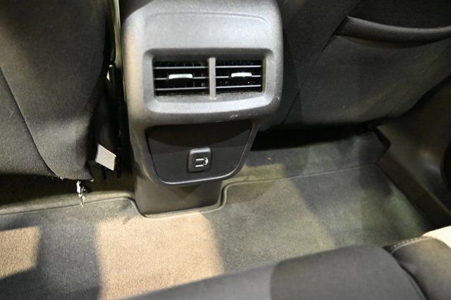 Used 2023 Chevrolet Equinox LT image 24