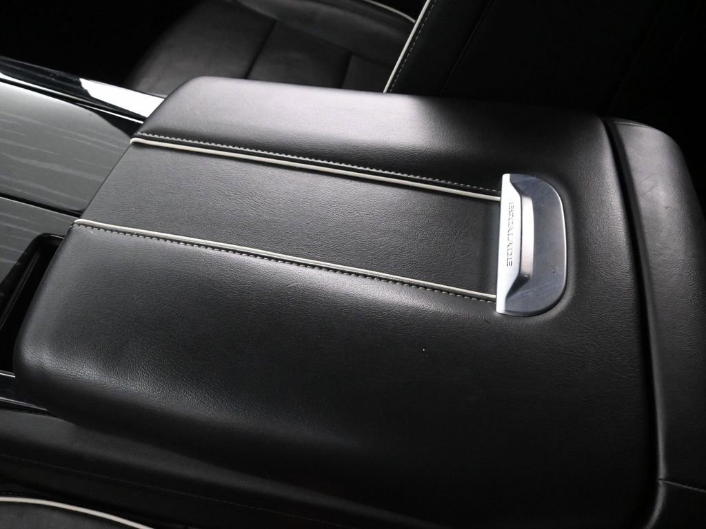 Used 2023 Cadillac Escalade Sport w/ Touring Package image 36