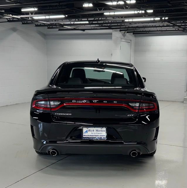Used 2022 Dodge Charger GT w/ Plus Group RWD image 4