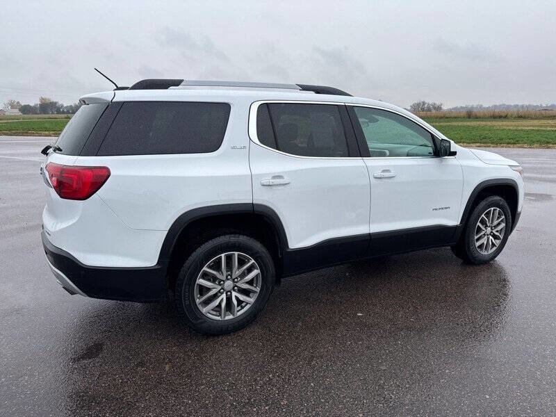 Used 2019 GMC Acadia SLE image 8