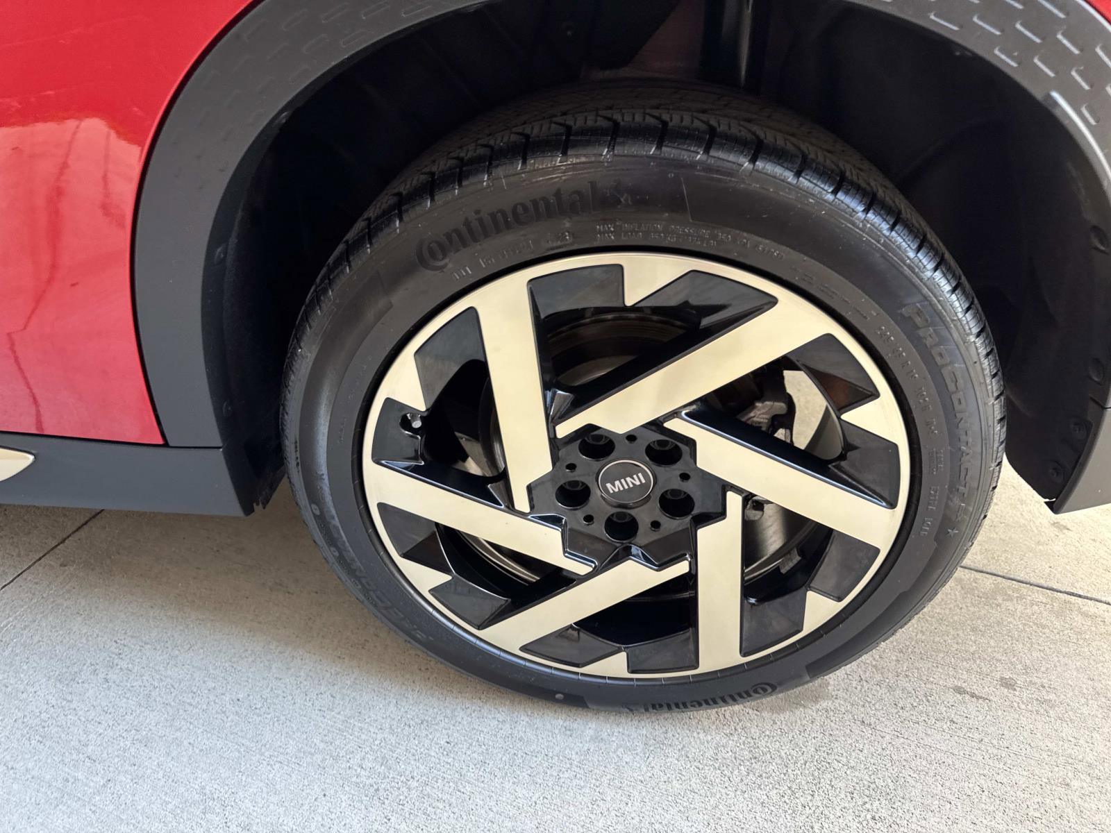 Used 2025 MINI Cooper Countryman S w/ Comfort Package Max image 6