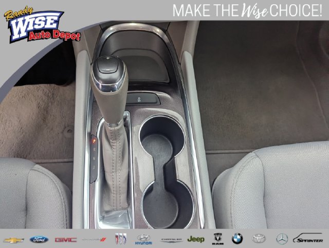Used 2020 Chevrolet Malibu LT FWD image 16