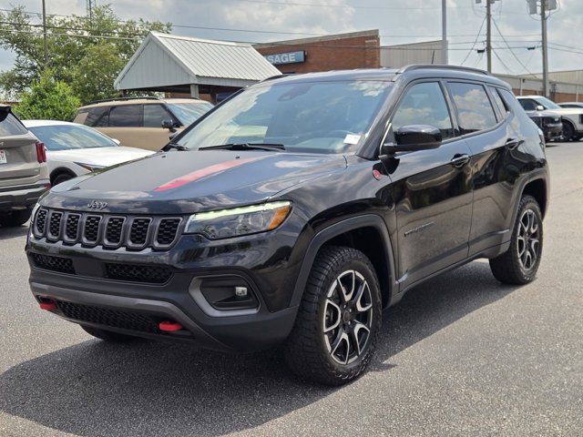 Used 2023 Jeep Renegade Trailhawk AWD/4WD video 2