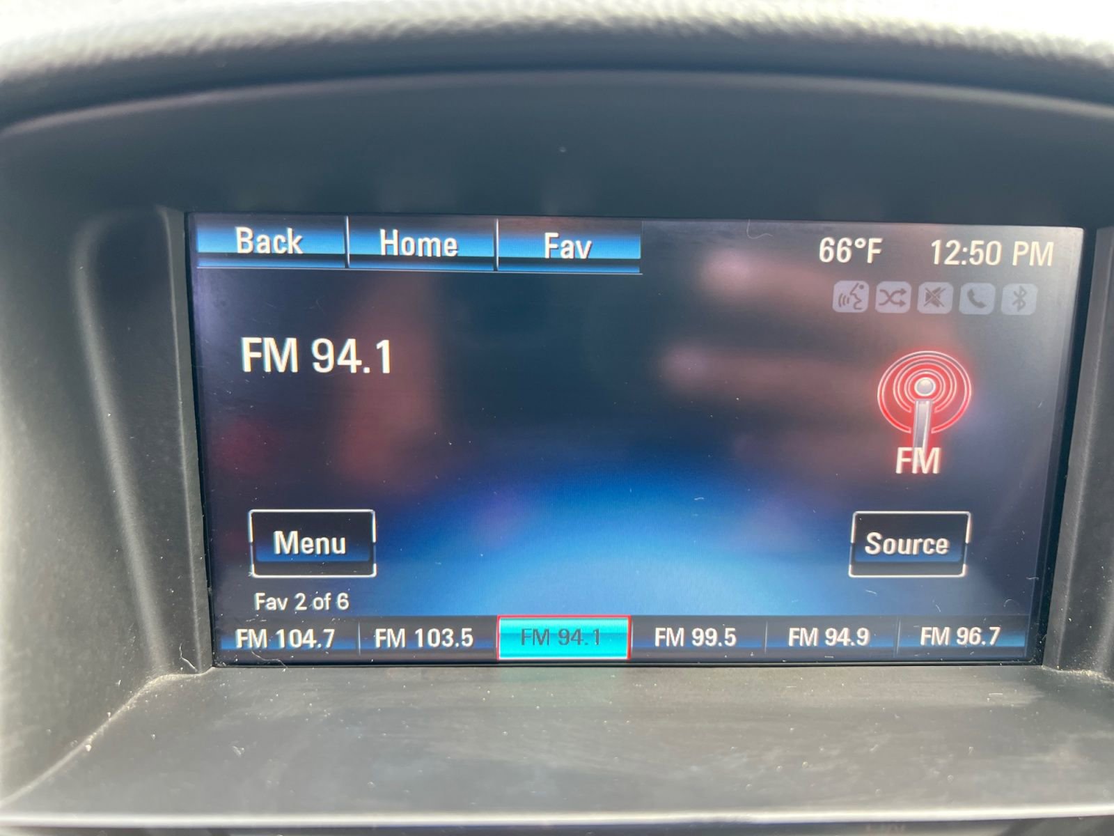 Used 2016 Chevrolet Cruze LT w/ Technology Package image 21