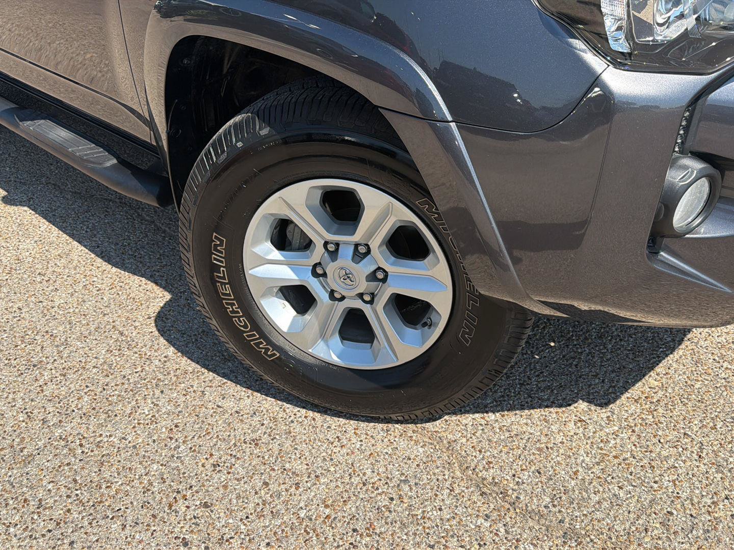 Certified 2019 Toyota 4Runner SR5 Premium RWD image 9