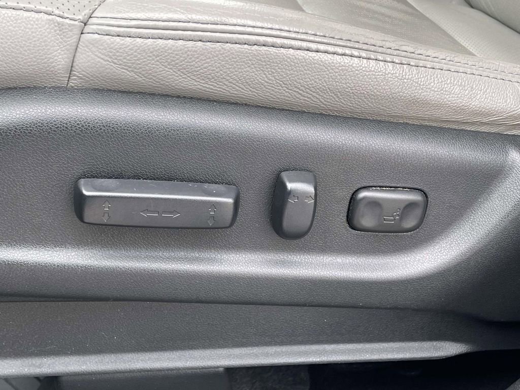 Used 2015 Honda CR-V EX-L image 7