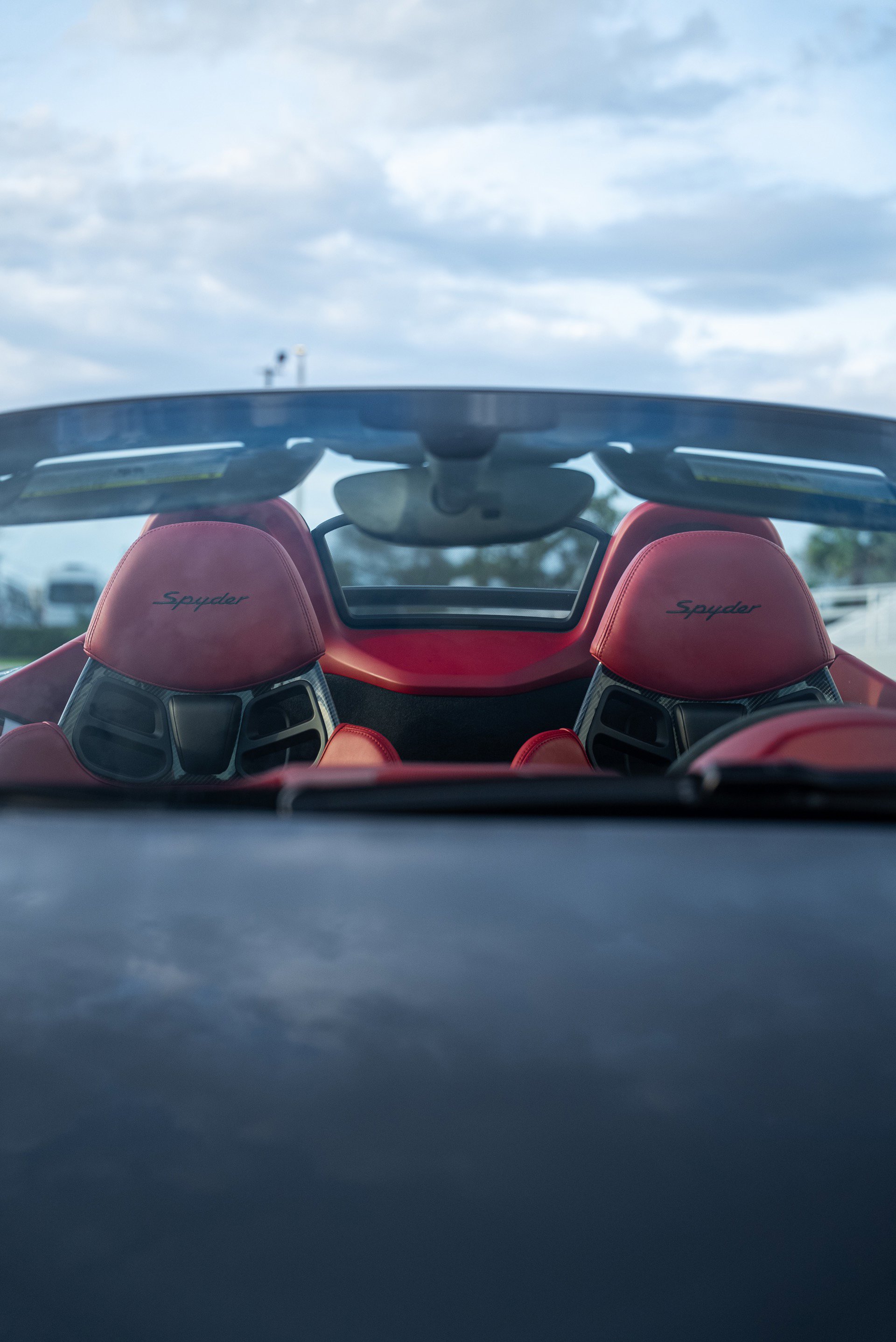 Used 2016 Porsche Boxster Spyder image 31