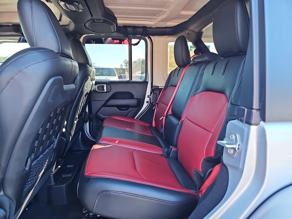 Used 2023 Jeep Wrangler Unlimited Rubicon 4xe image 19