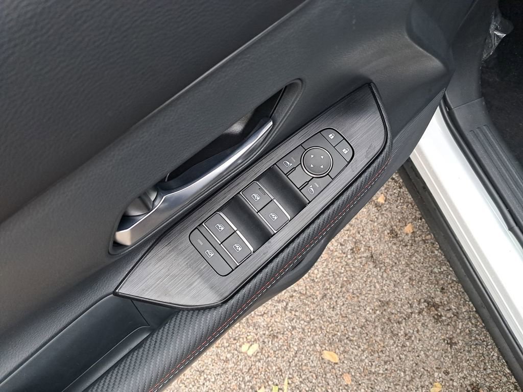 New 2026 Nissan Kicks SR w/ SR Premium Package image 12