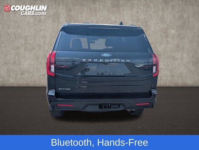 Used 2025 Ford Expedition Active AWD/4WD image 7