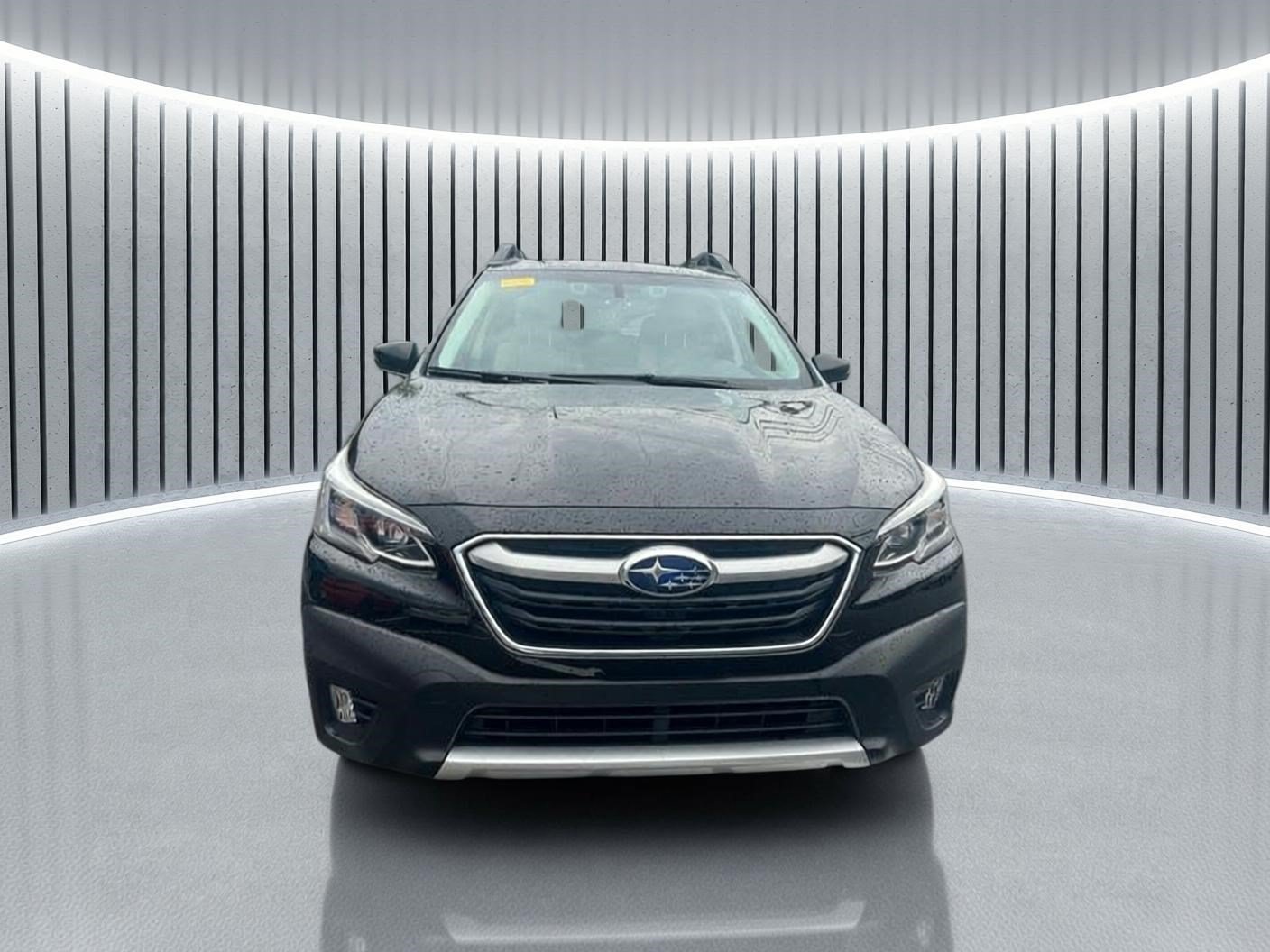 Used 2022 Subaru Outback Limited AWD/4WD image 2