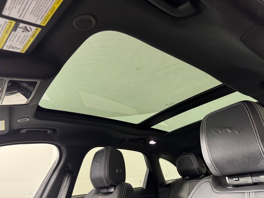 Used 2025 Jaguar F-PACE R-Dynamic S image 26