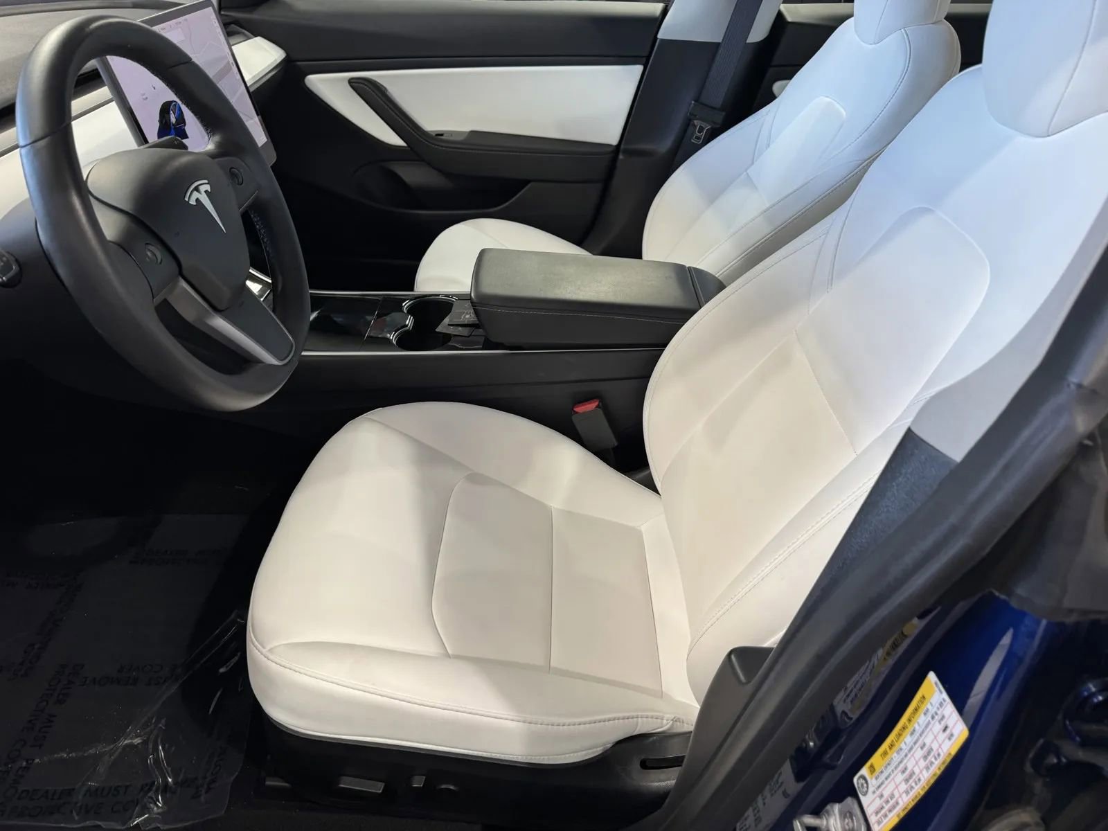 Used 2020 Tesla Model 3 Standard Range Plus image 12