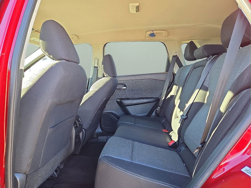 Used 2021 Nissan Rogue SV image 15