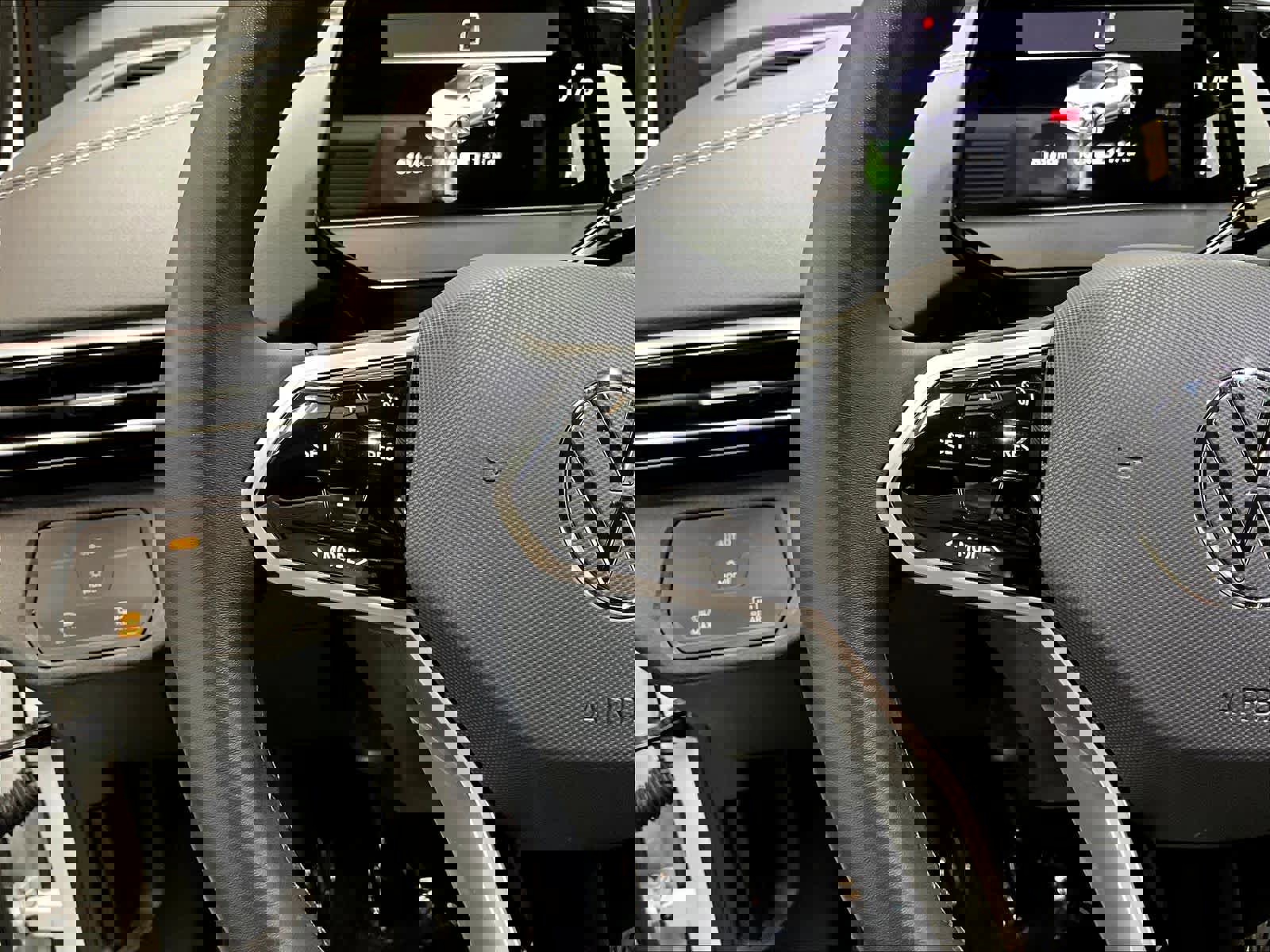 Certified 2024 Volkswagen ID.4 2WD image 20