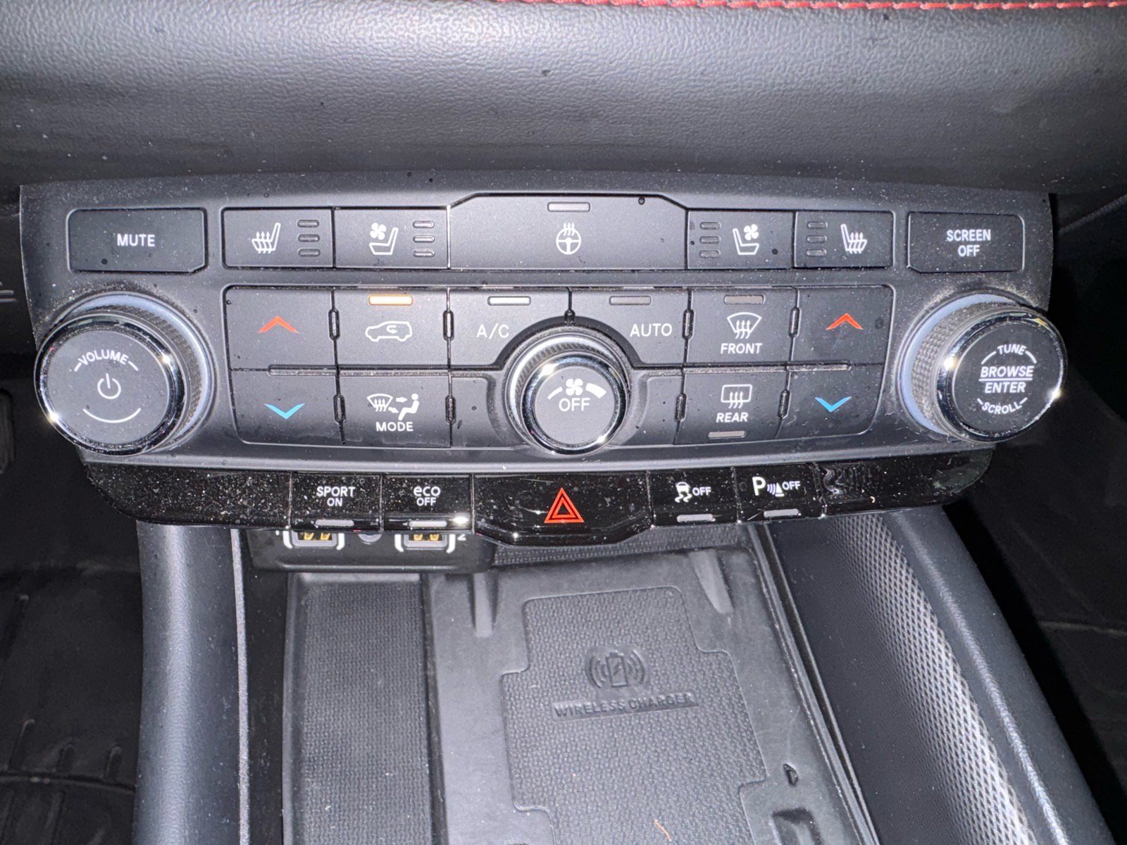 Used 2023 Dodge Durango R/T AWD/4WD image 24
