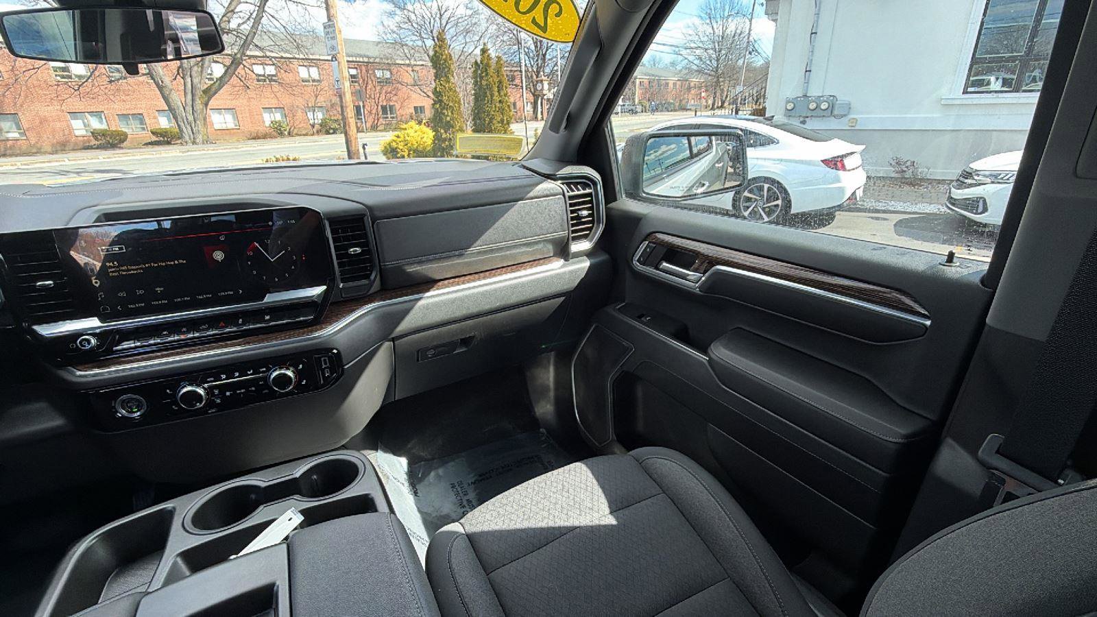 Used 2023 GMC Sierra 1500 Elevation image 31