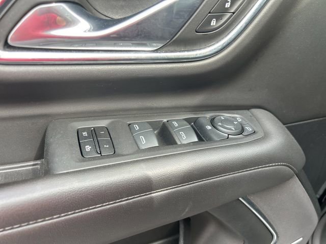 Used 2024 Chevrolet Suburban LT image 13