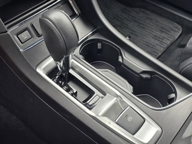 Used 2023 Subaru Ascent Limited w/ Technology Package image 18
